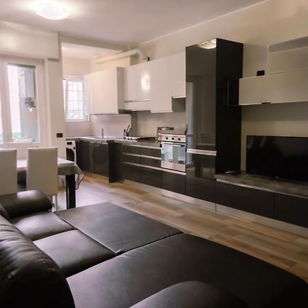 Prestigioso Appartamento In Zona Tortona - Solari Milánó Kültér fotó